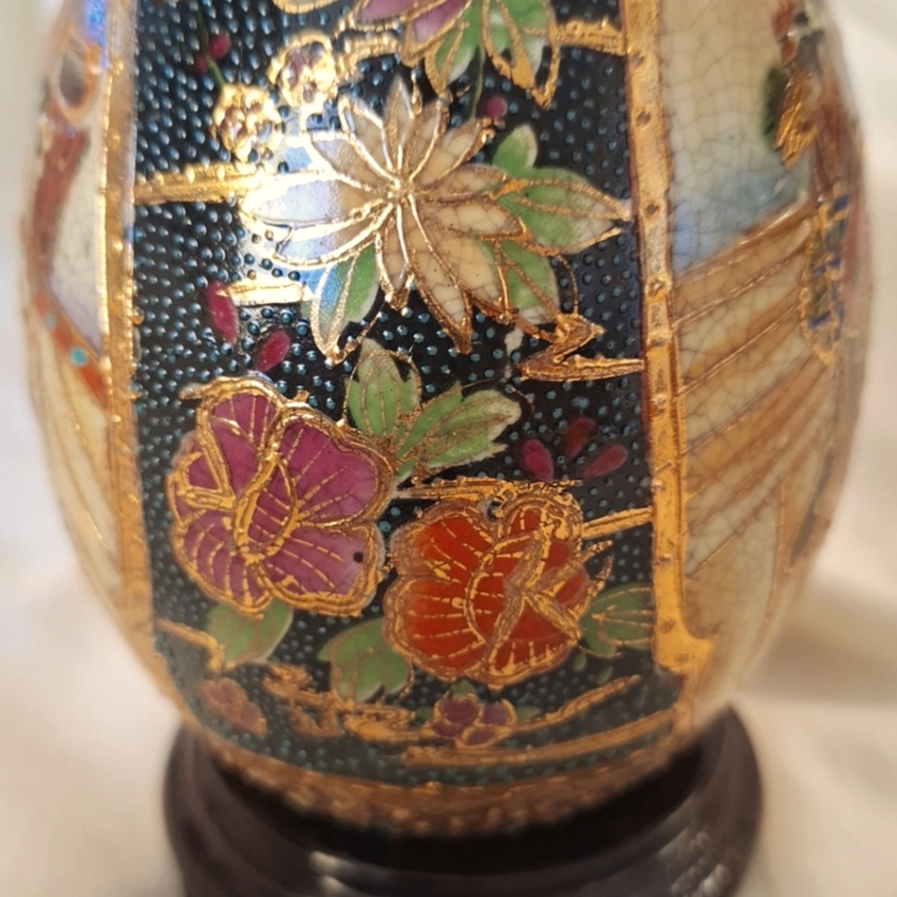 Vintage Chinese Satsuma Egg